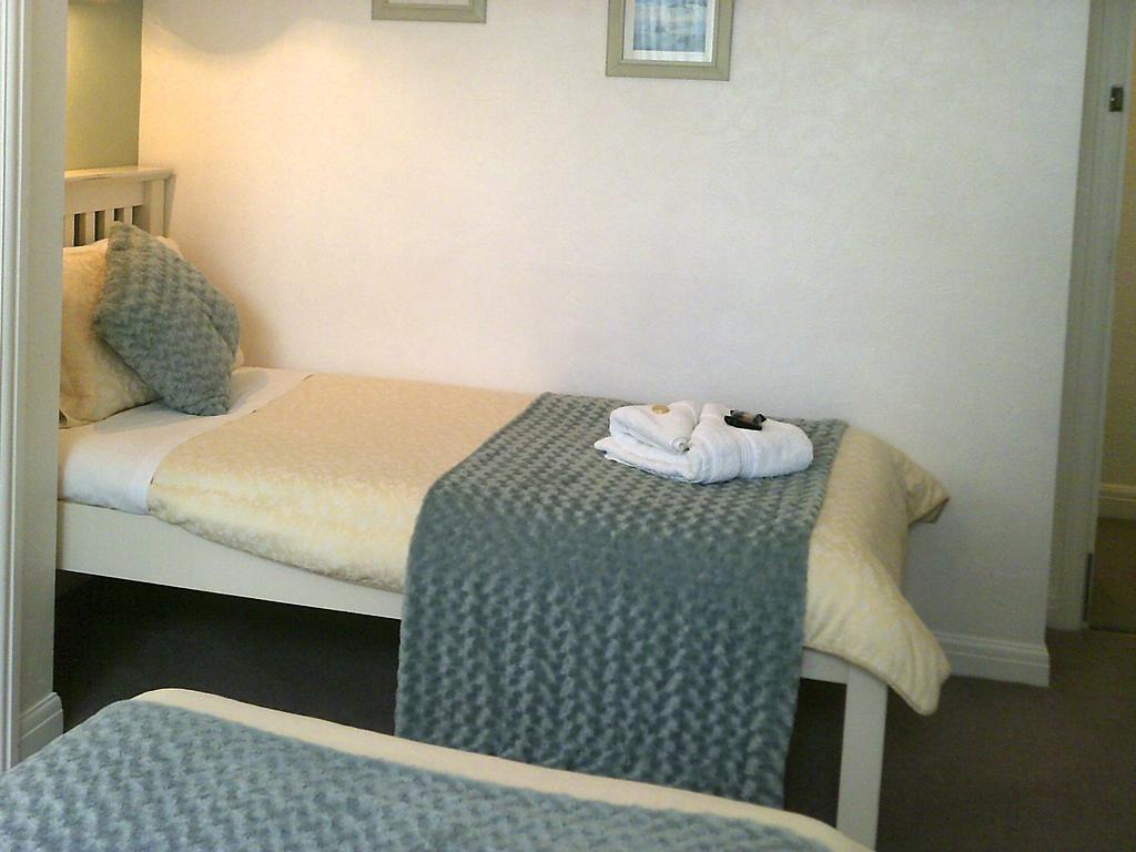 Cornerbrook Guest House Kingston upon Hull Room photo