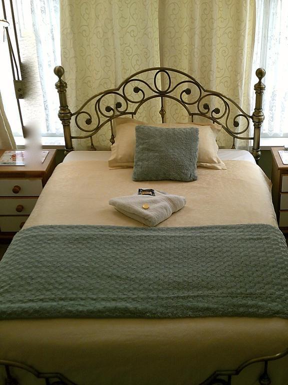 Cornerbrook Guest House Kingston upon Hull Room photo